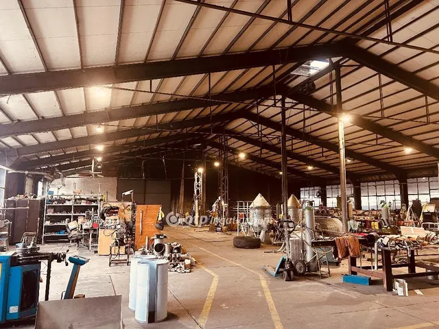 Eladó kereskedelmi és ipari ingatlan Tass 1780 nm