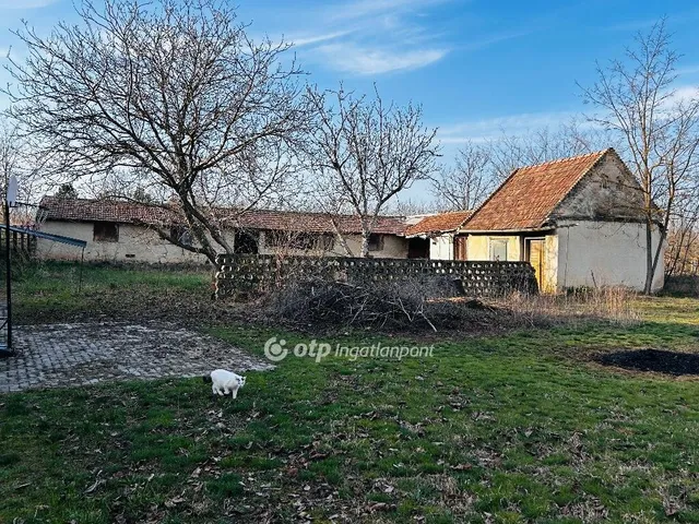 Eladó ház Paks 130 nm