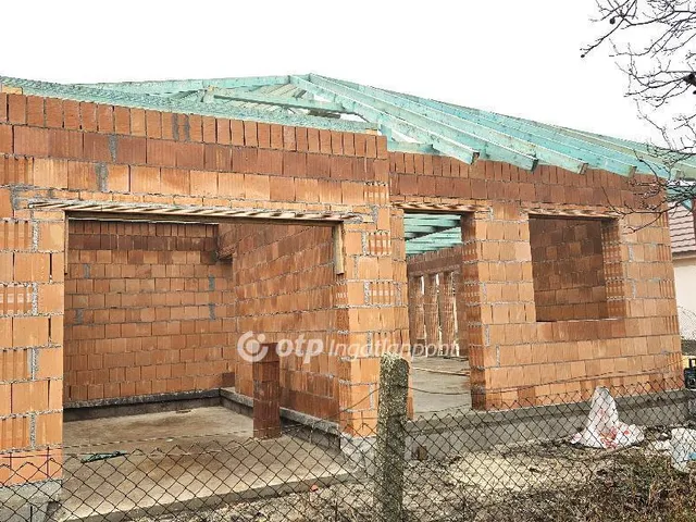 Eladó ház Pusztaszabolcs 113 nm