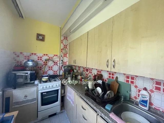 Eladó lakás Székesfehérvár, Köfém lakótelep 53 nm