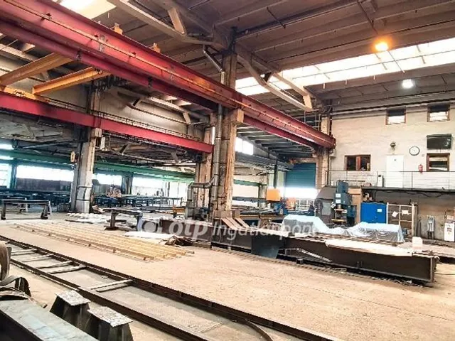 Eladó kereskedelmi és ipari ingatlan Dunaújváros 30936 nm