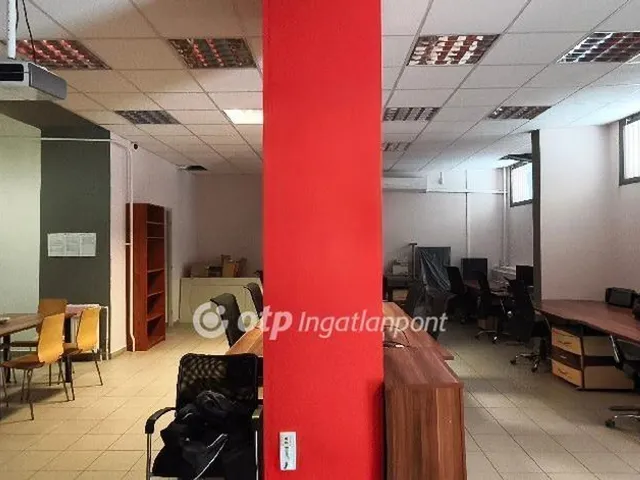 Eladó kereskedelmi és ipari ingatlan Dunaújváros 85 nm