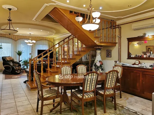 Eladó lakás Kiskőrös 148 nm