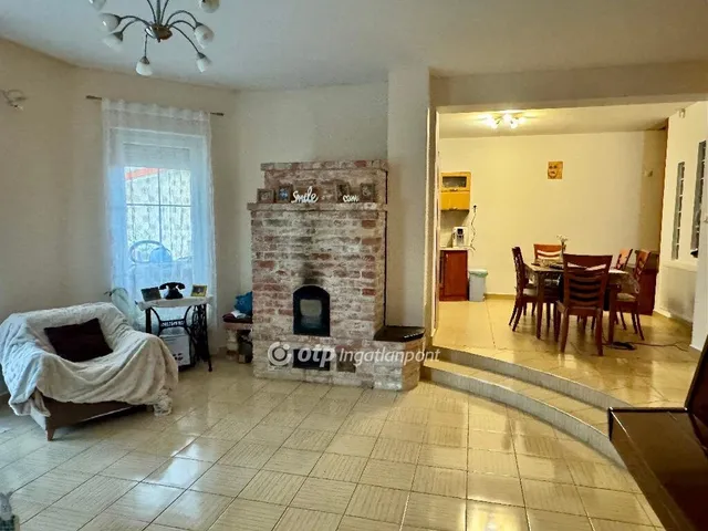 Eladó ház Székesfehérvár 176 nm