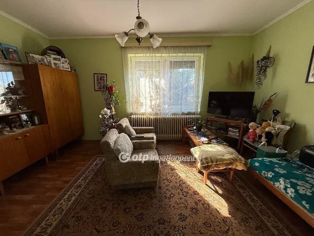 Eladó ház Velence 100 nm