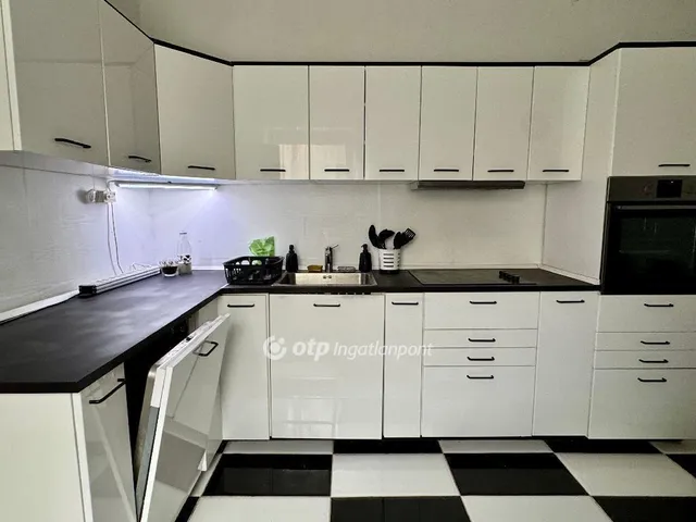 Eladó ház Székesfehérvár 136 nm