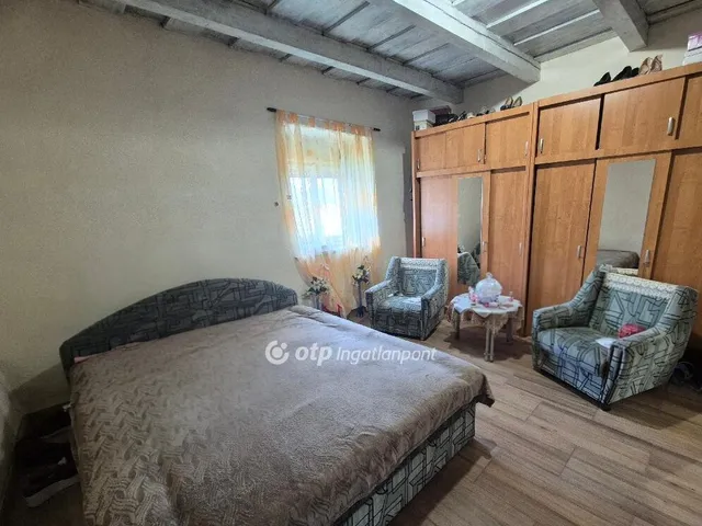 Eladó ház Cece 58 nm