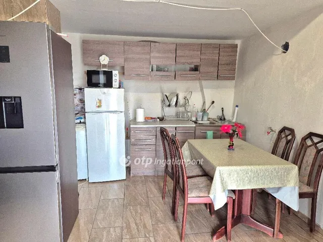 Eladó ház Cece 58 nm