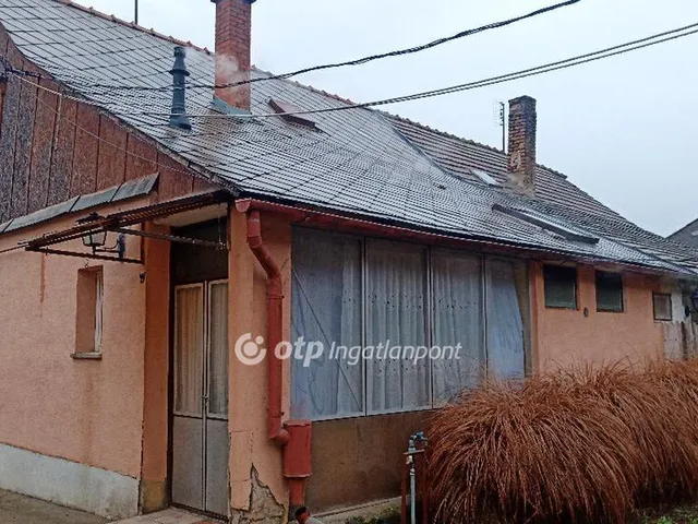 Eladó ház Dunaföldvár 68 nm