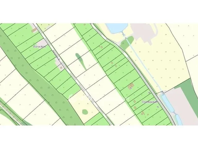 Eladó telek Dunaújváros 3378 nm