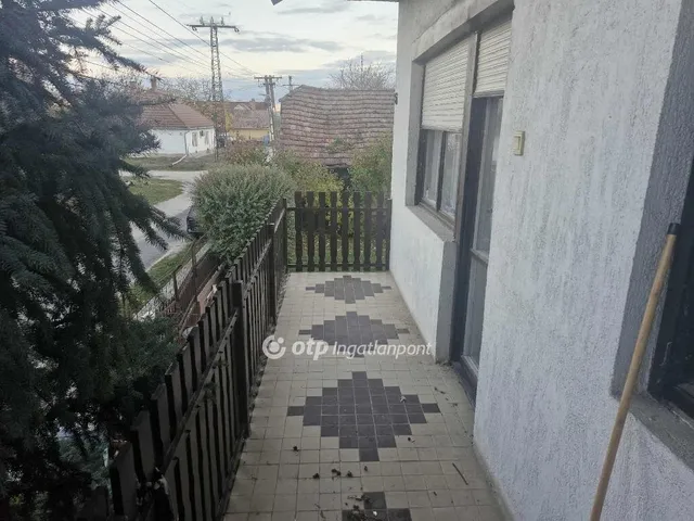 Eladó ház Simontornya 162 nm