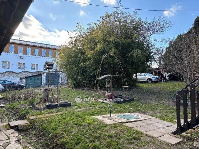 Eladó lakás Paks 80 nm