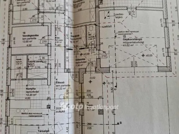Eladó ház Paks 261 nm