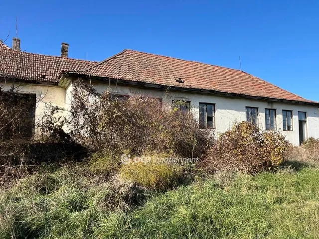 Eladó ház Szekszárd 187 nm