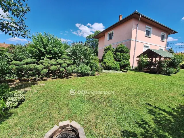 Eladó ház Szigetszentmiklós 266 nm