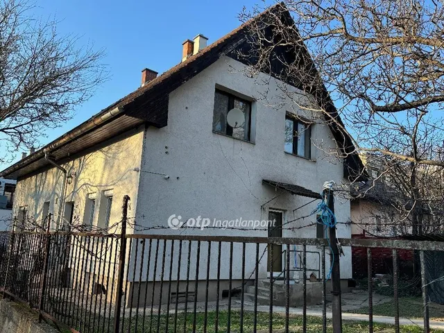 Eladó ház Dunaújváros 198 nm