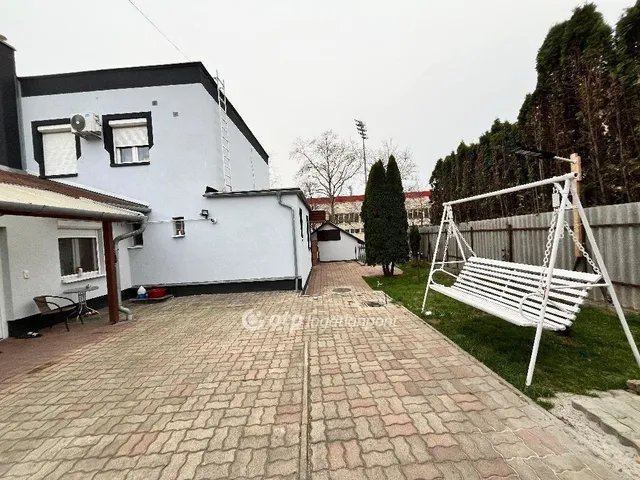 Eladó ház Dunaújváros 130 nm