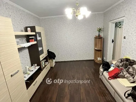 Eladó lakás Dunaújváros, Béke városrész 46 nm