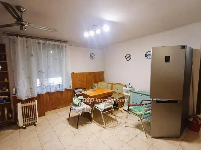 Eladó lakás Tököl 61 nm