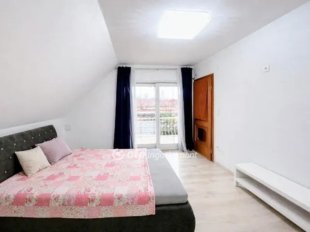 Eladó ház Budapest XVII. kerület 350 nm