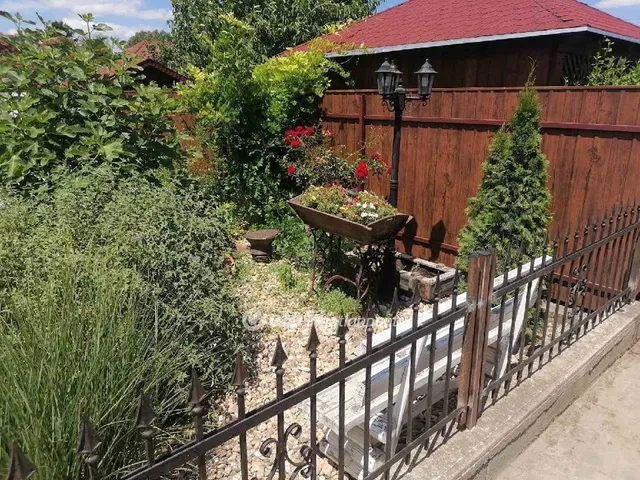 Eladó ház Tököl 85 nm