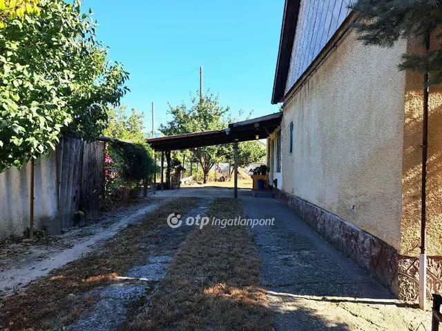 Eladó ház Dunavecse 100 nm