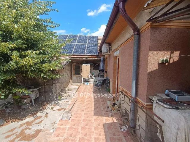 Eladó ház Kiskunlacháza 90 nm