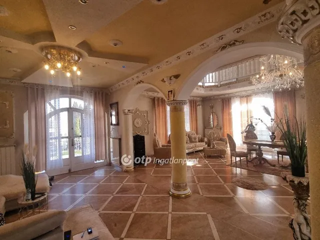 Eladó ház Érd 400 nm