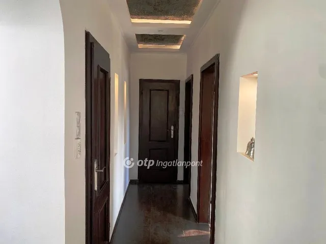 Eladó ház Szigetcsép 176 nm