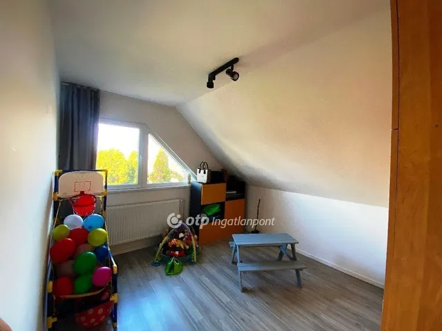 Eladó ház Szigetcsép 176 nm