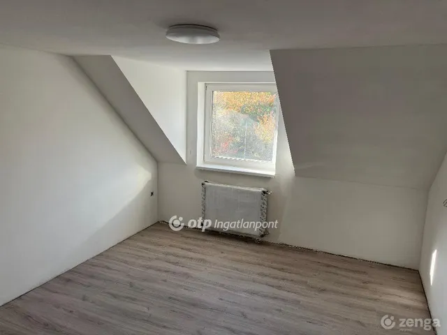 Eladó ház Majosháza 200 nm