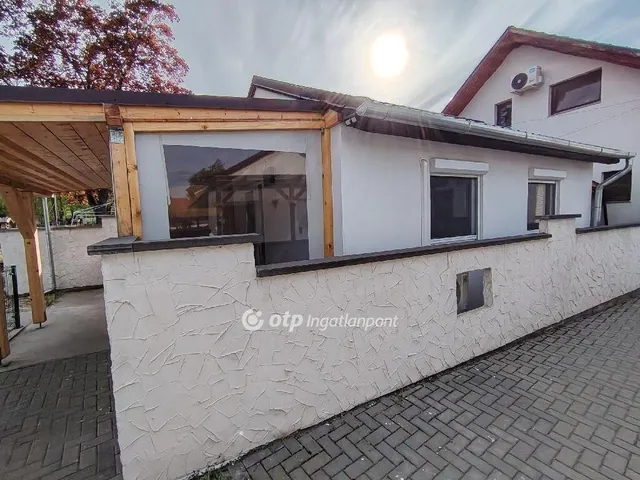 Eladó ház Dömsöd 28 nm