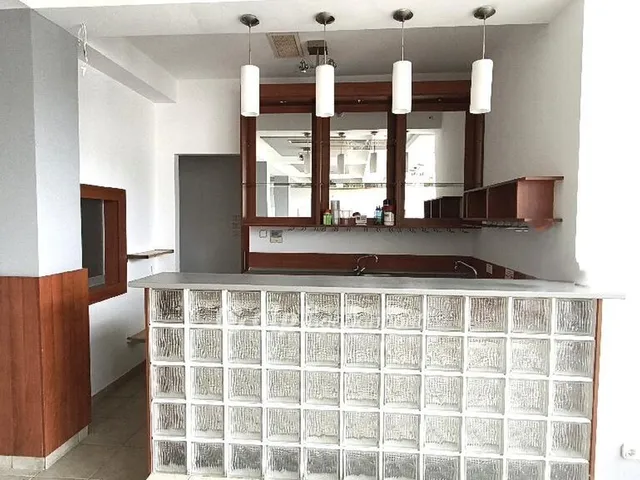 Eladó kereskedelmi és ipari ingatlan Dunaújváros 337 nm