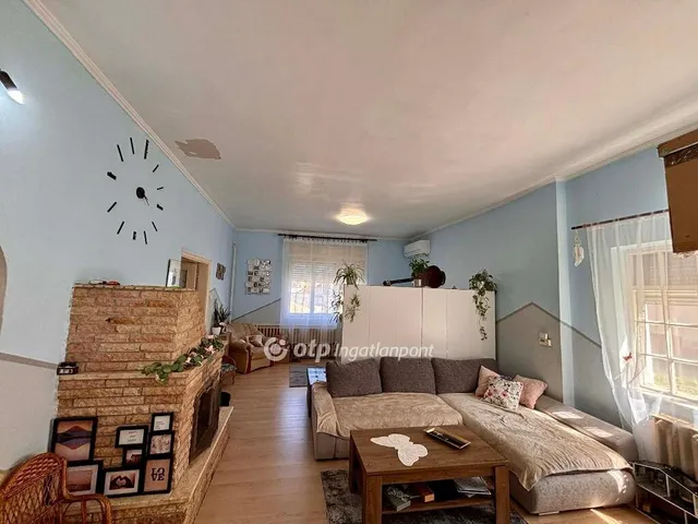 Eladó ház Kiskunlacháza 132 nm