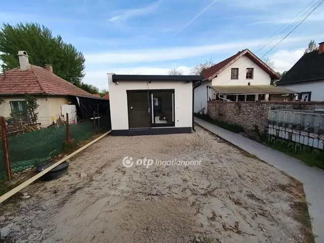 Eladó ház Dömsöd 33 nm