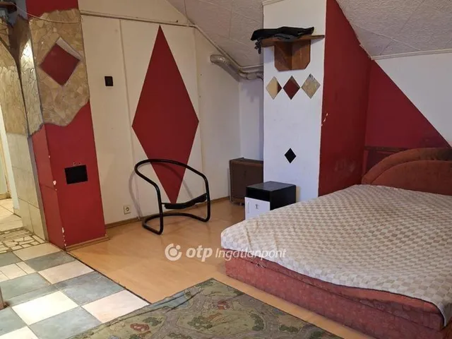 Eladó lakás Dunaújváros 41 nm