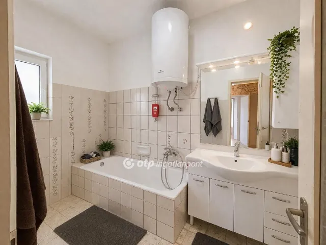 Eladó ház Kunszentmiklós 130 nm