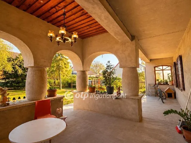 Eladó ház Baracs 114 nm