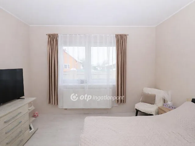 Eladó ház Tass 170 nm