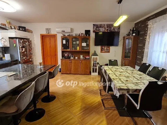 Eladó ház Rácalmás 199 nm