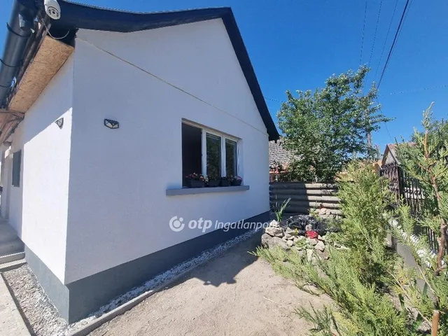 Eladó ház Dunavecse 85 nm
