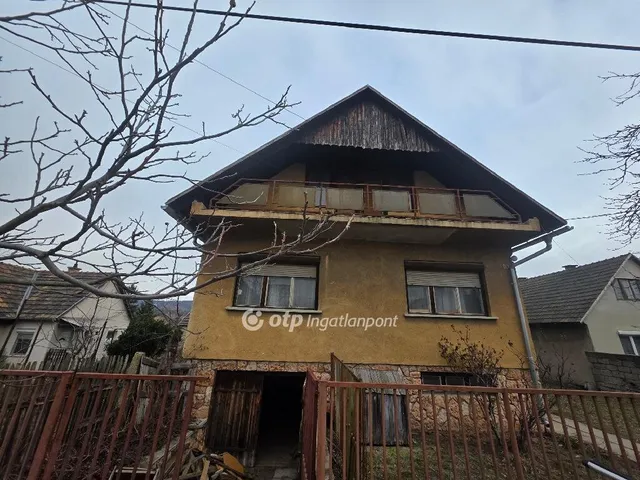 Eladó ház Tatabánya 145 nm