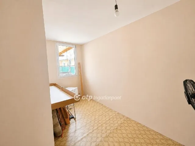 Eladó telek Dömsöd 800 nm