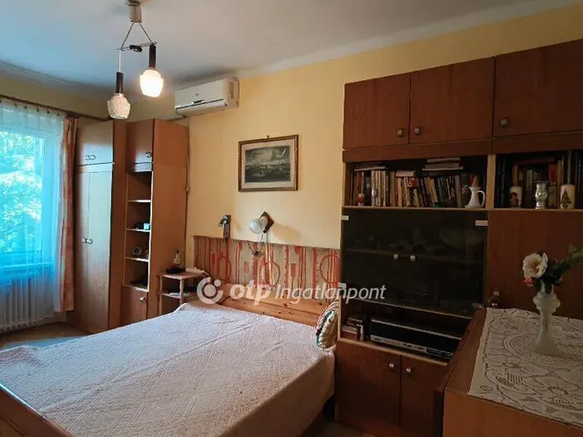 Eladó lakás Dunaújváros 50 nm