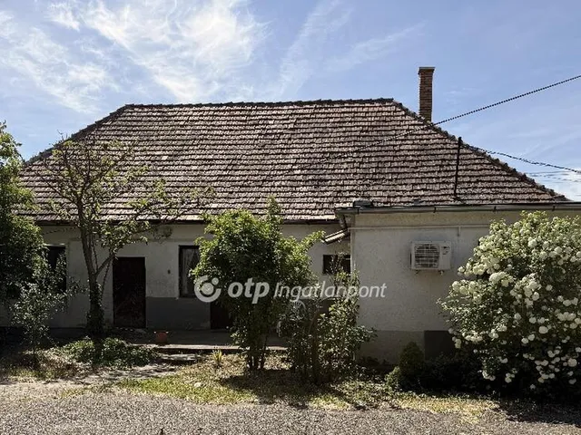 Eladó ház Dunaföldvár 160 nm