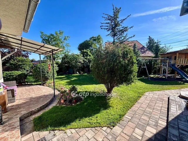 Eladó ház Budapest XXI. kerület 258 nm