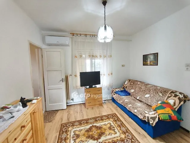 Eladó ház Besnyő 80 nm