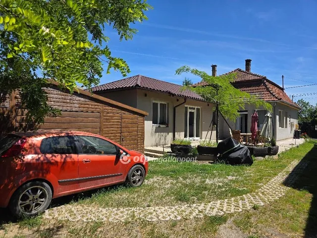 Eladó ház Kiskunlacháza 121 nm