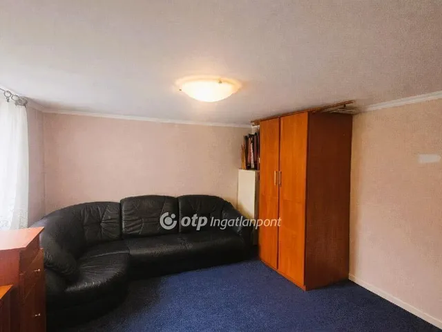 Eladó nyaraló Dömsöd 87 nm