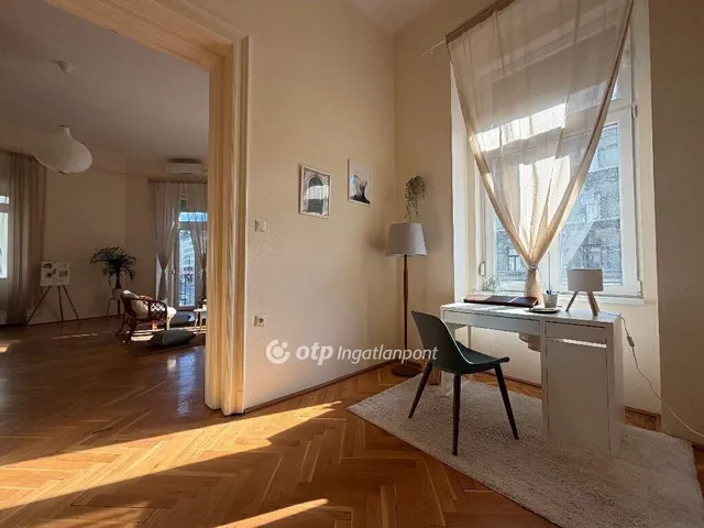 Eladó lakás Budapest VIII. kerület 108 nm